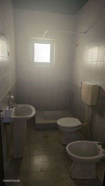Arrendamento de apartamento T2  em Rossio ao Sul do Tejo - Grande imagem: 3/8