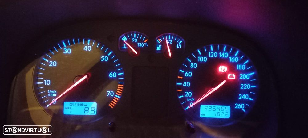 VW Golf 1.6i Highline EC - 7