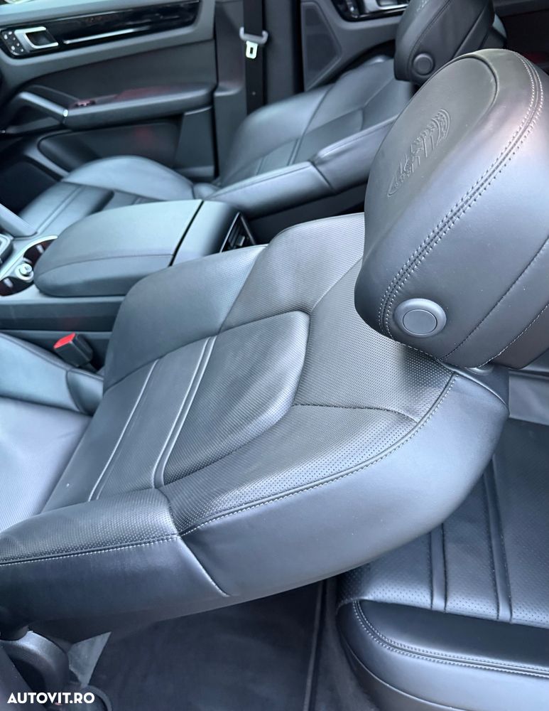 Porsche Cayenne E-Hybrid Tiptronic S - 13