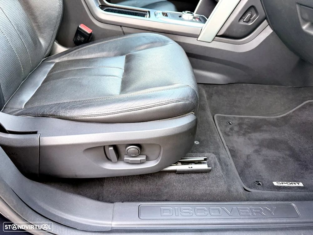 Land Rover Discovery Sport 2.2 SD4 HSE 7L Auto - 25