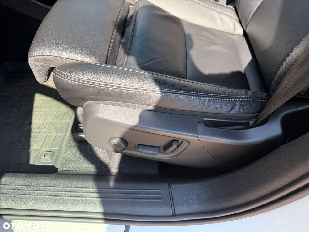 Volvo XC 40 B5 B AWD Ultimate Bright - 18