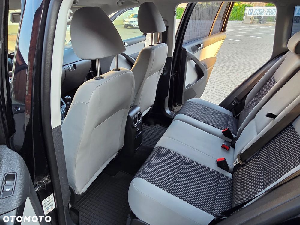 Volkswagen Tiguan 2.0 TDI DPF BlueMotion Technology Sport & Style - 28