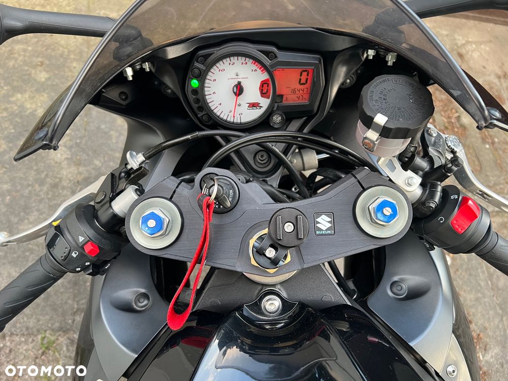 Suzuki GSX-R - 7