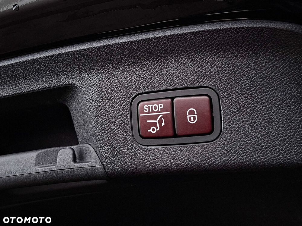 Mercedes-Benz GLE - 40