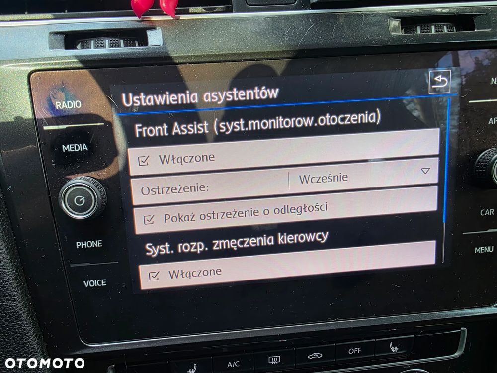 Volkswagen Golf 1.0 TSI BMT Trendline - 11