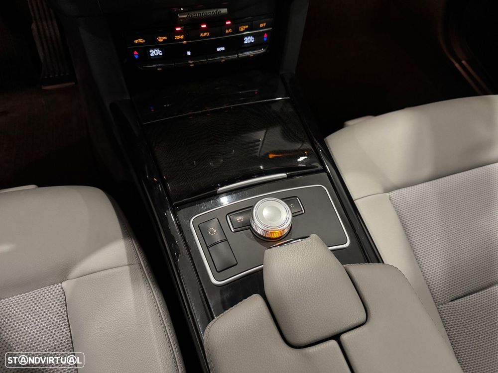 Mercedes-Benz E 250 CDi Avantgarde BlueEfficiency Auto. - 38