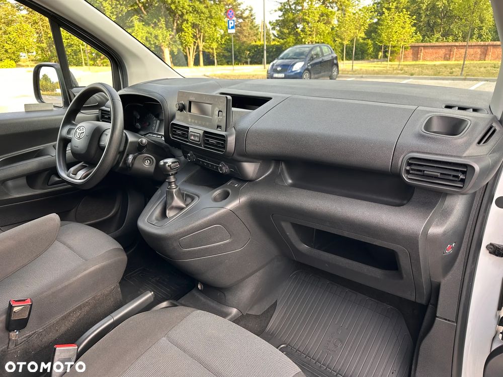 Toyota PROACE CITY L2 - 11