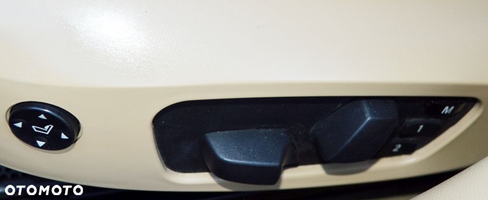 BMW Seria 3 - 32