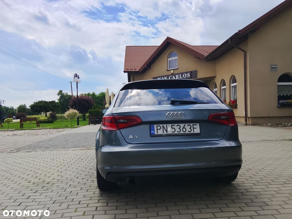 Audi A3 Sportback - 4