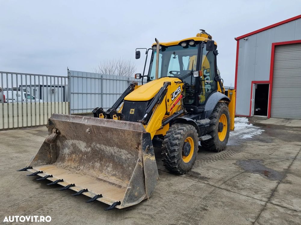 JCB 3CX - 12