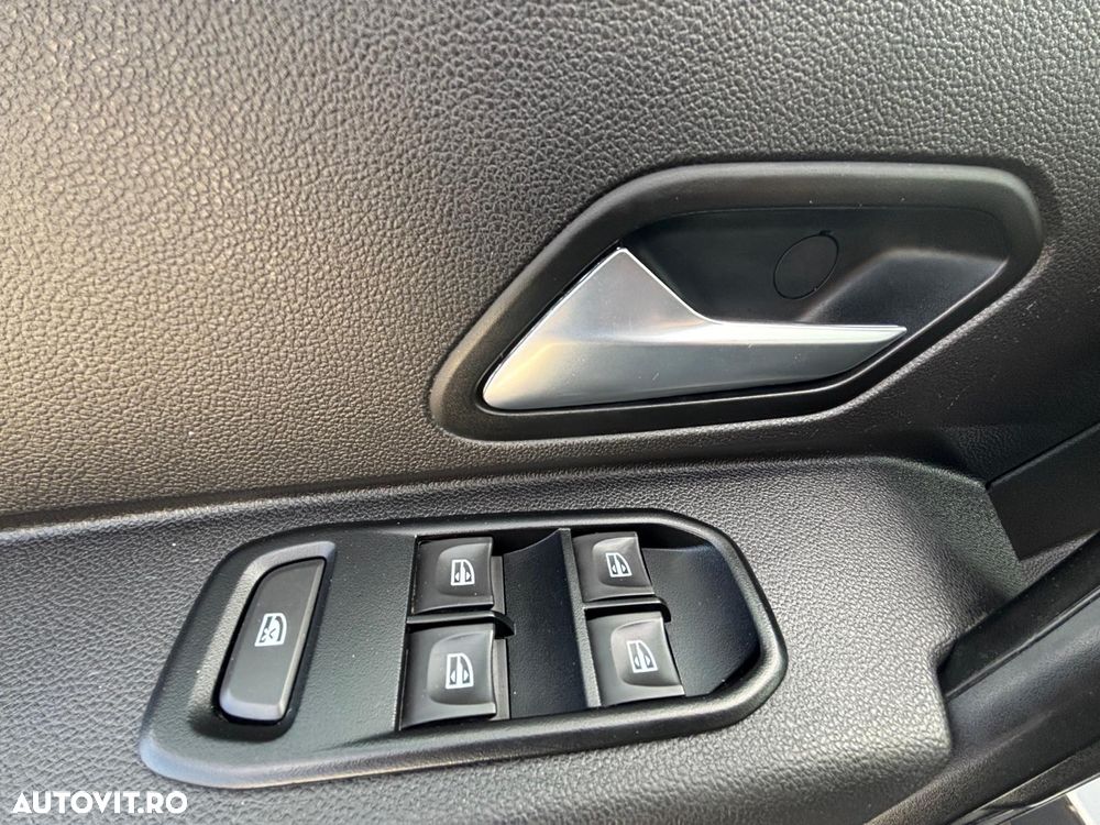 Dacia Duster Blue dCi 115 4WD Comfort - 11