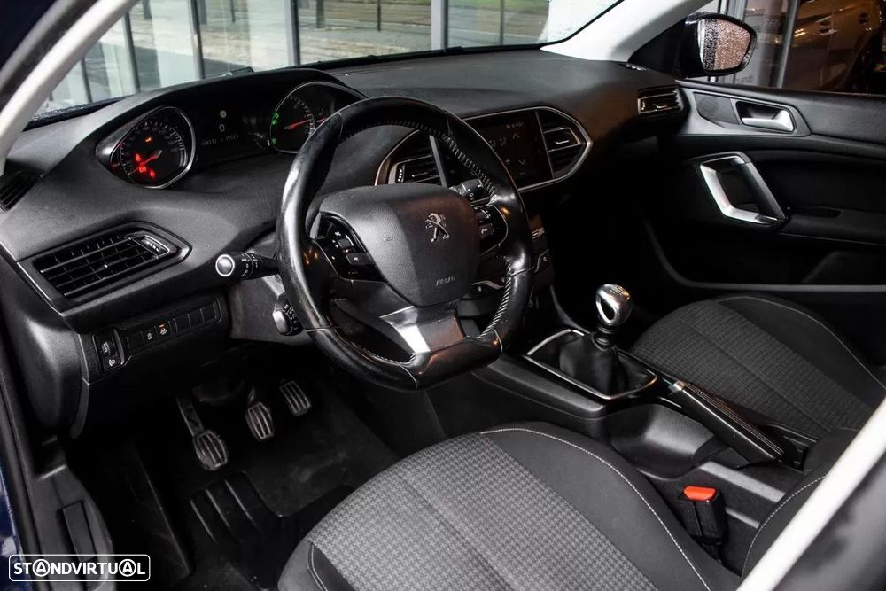 Peugeot 308 SW - 18