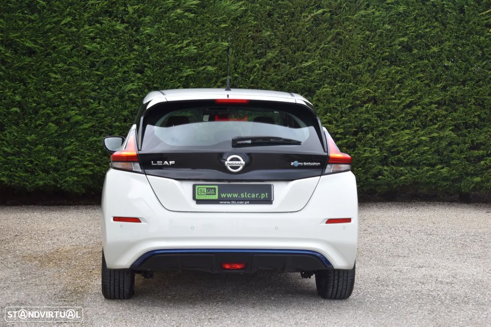 Nissan Leaf - 4