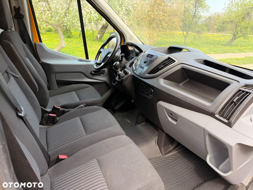 Ford Transit - 16