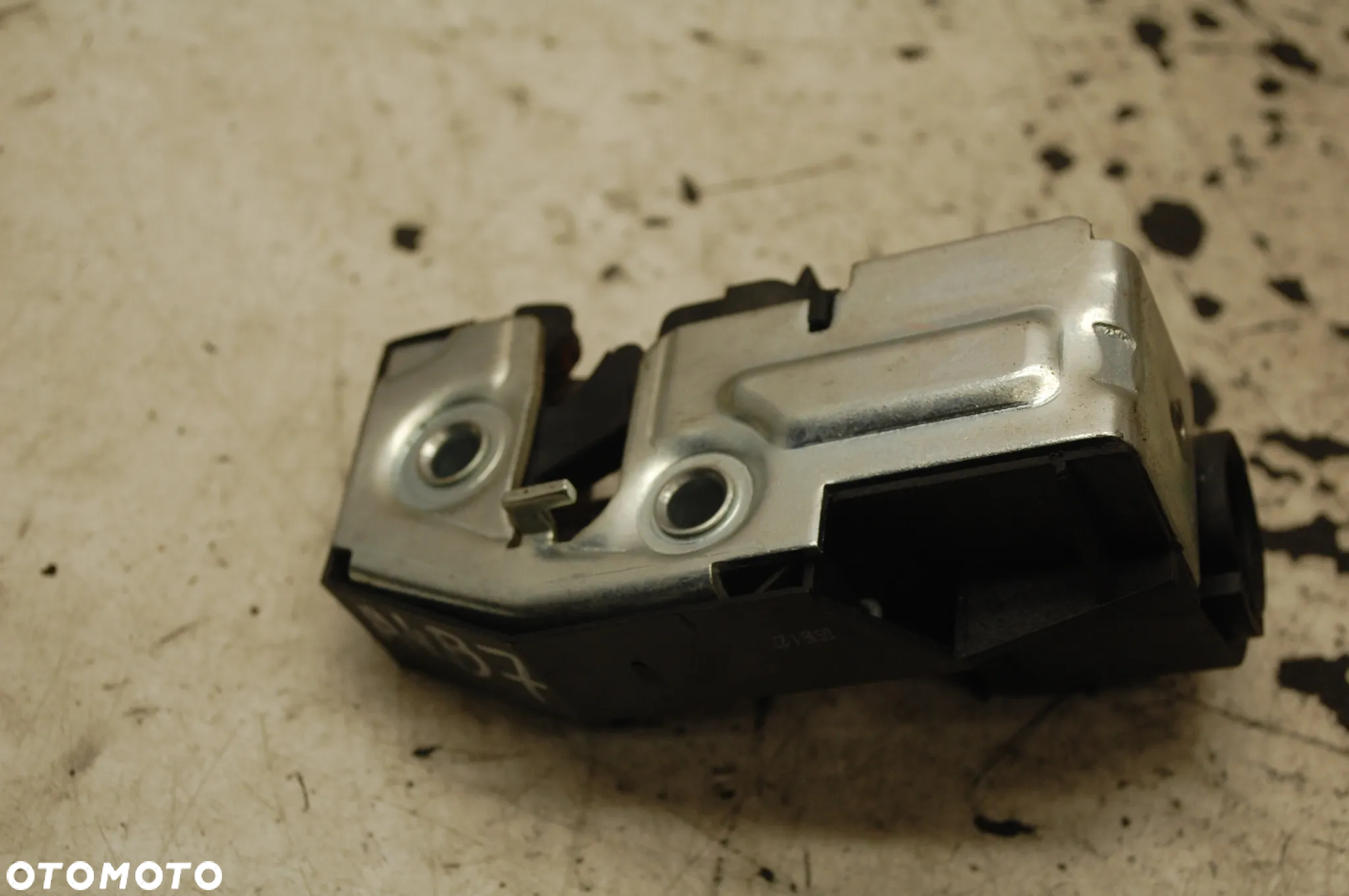 ZAMEK KANAPY TYŁ TYLNY LEWY PRAWY AUDI A4 B6 B7 KOMBI 8E0885879 8E0885880 - 14