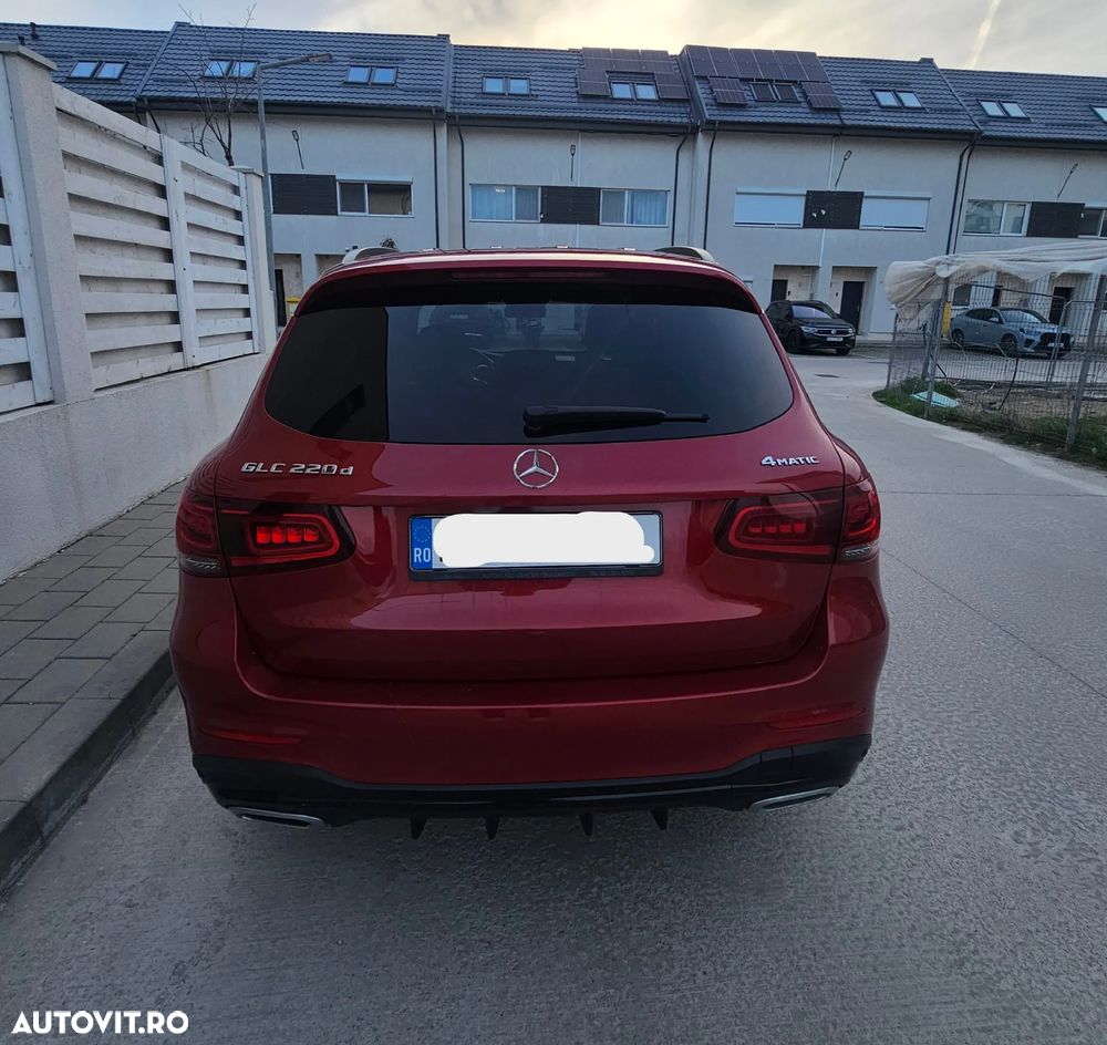 Mercedes-Benz GLC 220 d 4MATIC - 10