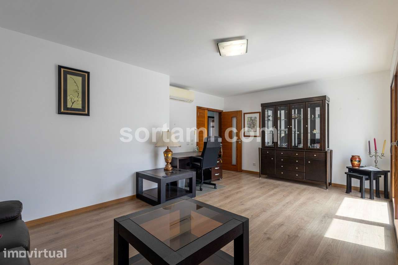 Apartamento T3 Venda em São Brás de Alportel,São Brás de Alportel - Grande imagem: 2/19