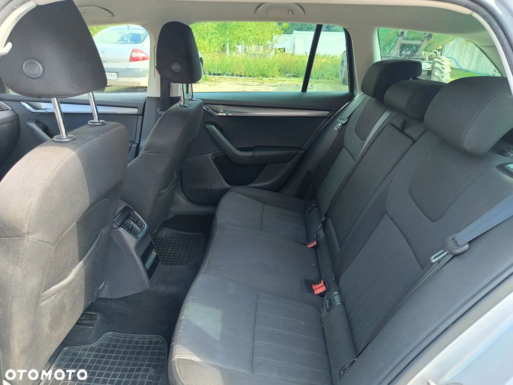 Skoda Octavia 2.0 TDI Style - 7