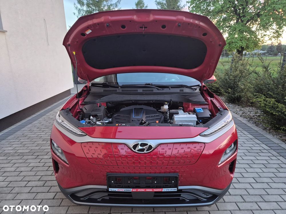 Hyundai Kona 64kWh Premium - 37