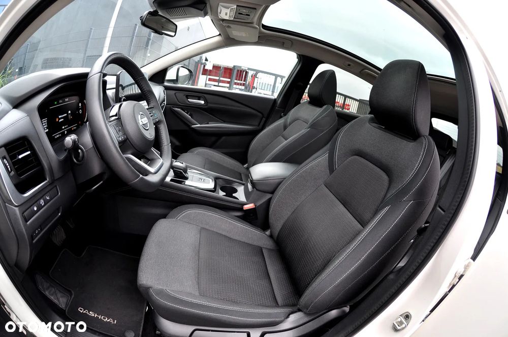 Nissan Qashqai 1.3 DIG-T MHEV Xtronic Tekna - 19