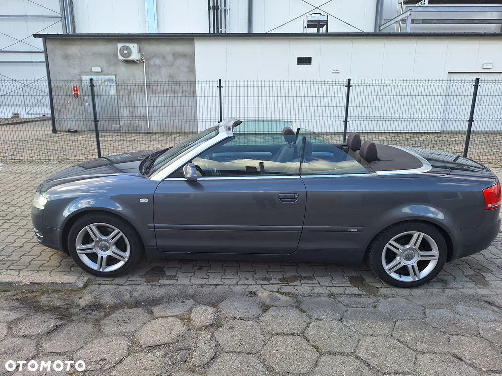 Audi A4 Cabrio - 4