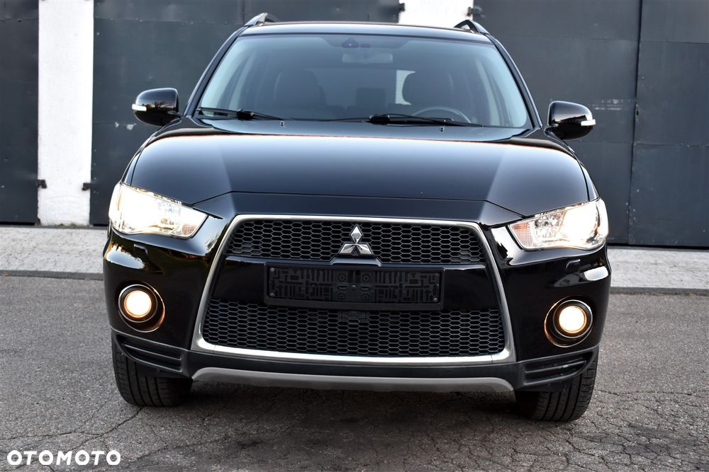 Mitsubishi Outlander 2.0 2WD Diamant Edition - 2