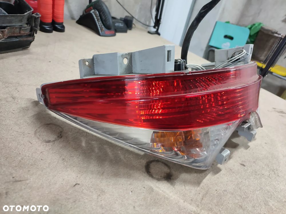 Lampa tył, tylna Suzuki Burgman 125 - 3