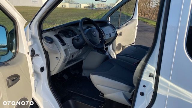 Opel Vivaro L2H1 2.9t - 8