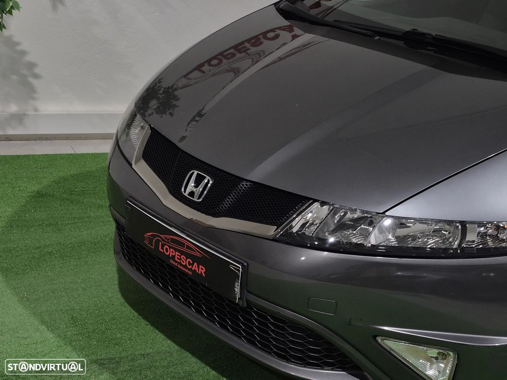 Honda Civic 1.8 Elegance - 3