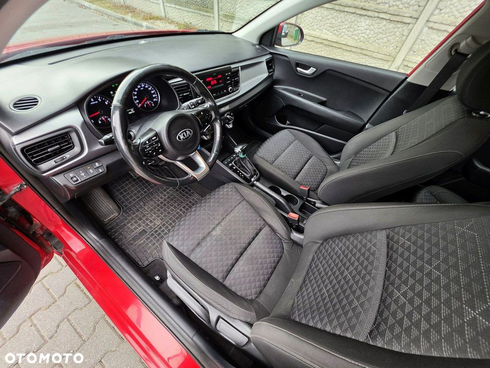 Kia Rio - 12