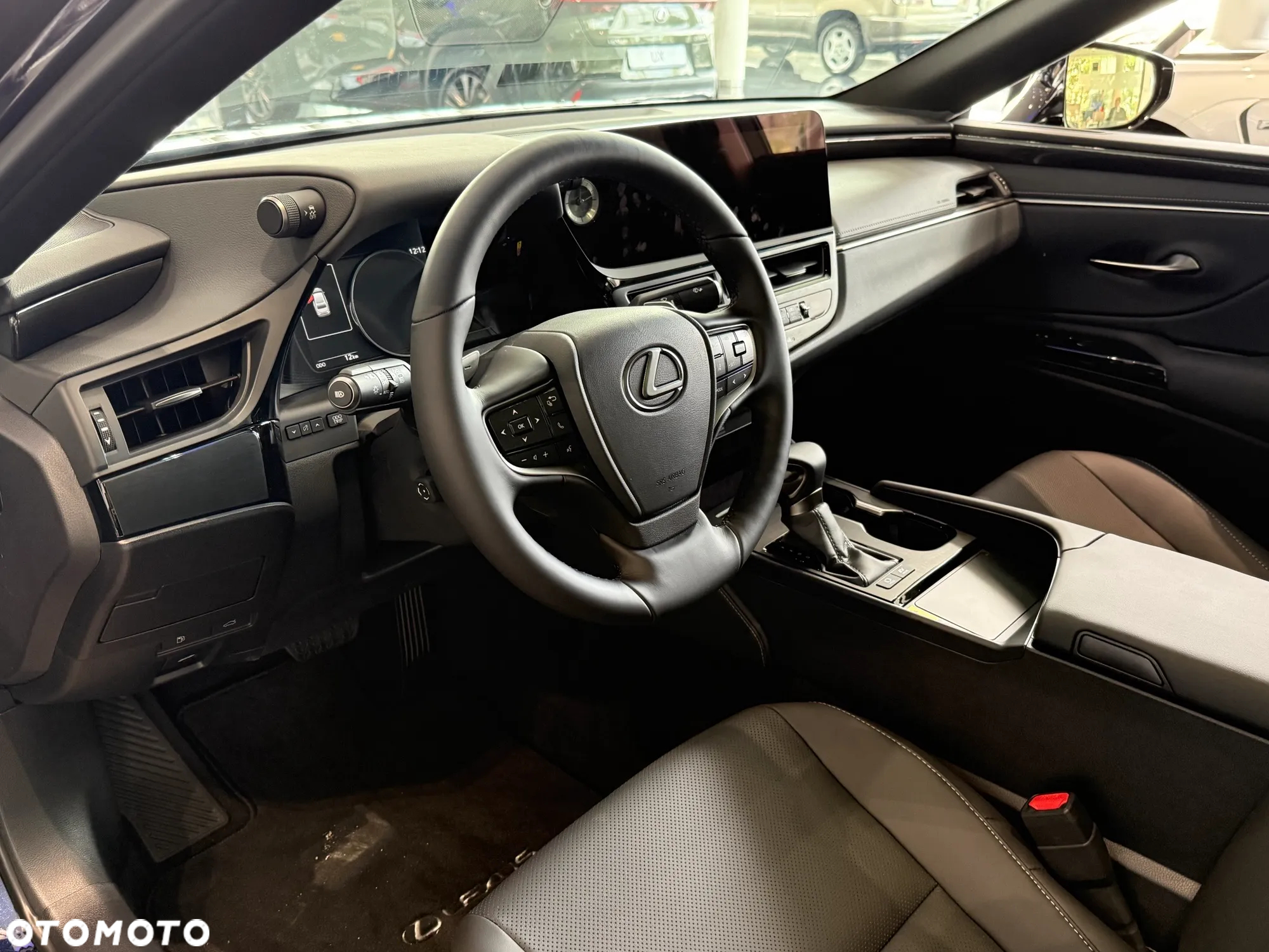 Lexus ES 300h Business Edition - 9