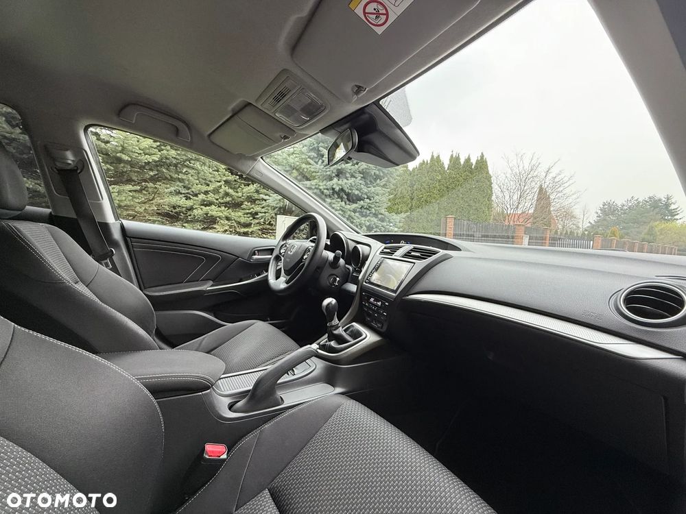 Honda Civic 1.6 i-DTEC Sport Black Edition - 24