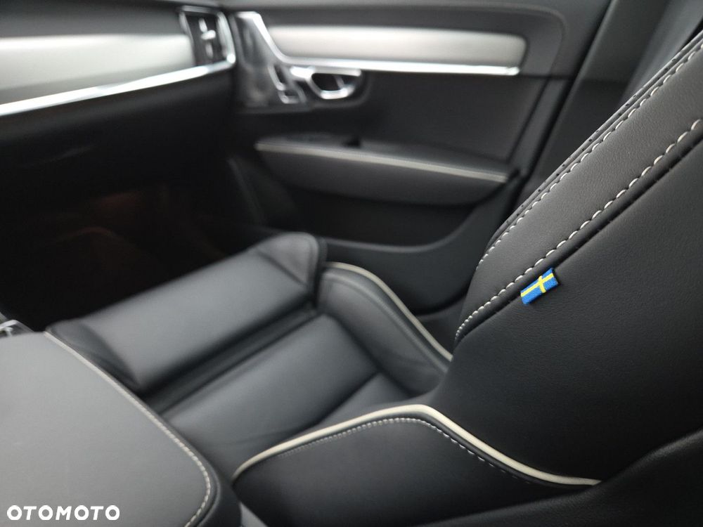 Volvo S90 T8 AWD Plug-In Hybrid Ultimate Dark - 26