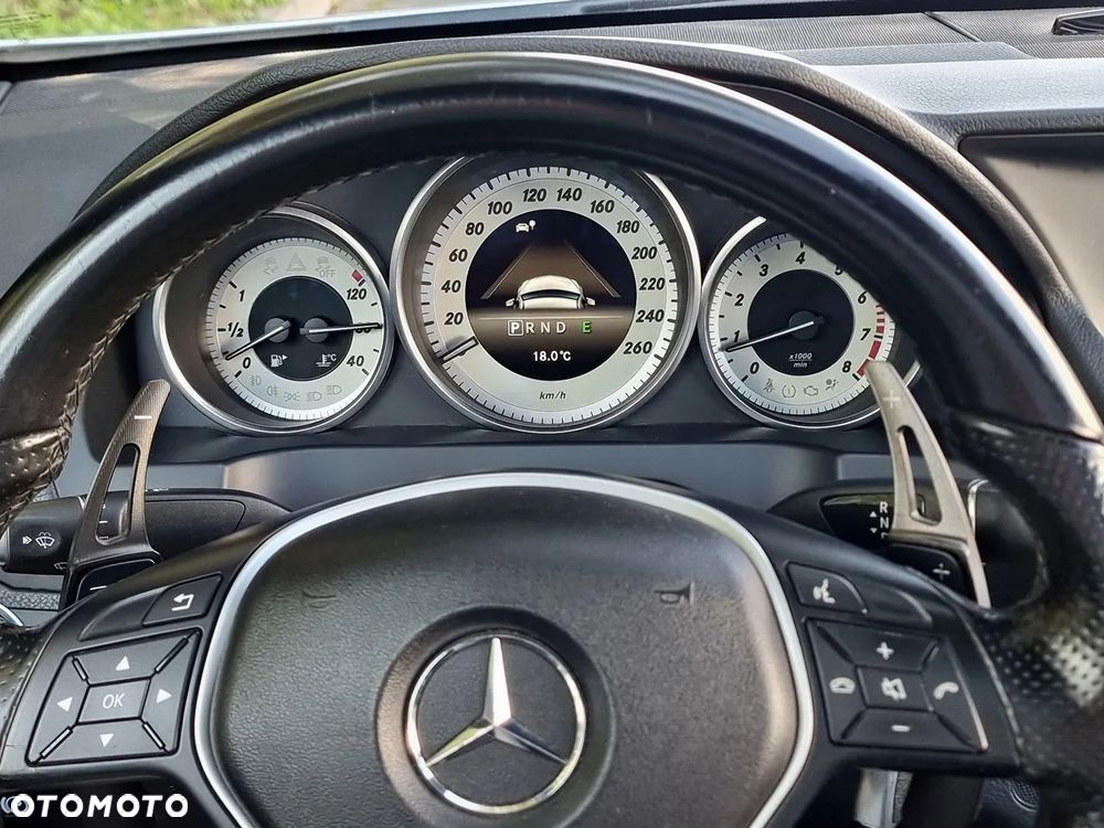 Mercedes-Benz Klasa E - 29