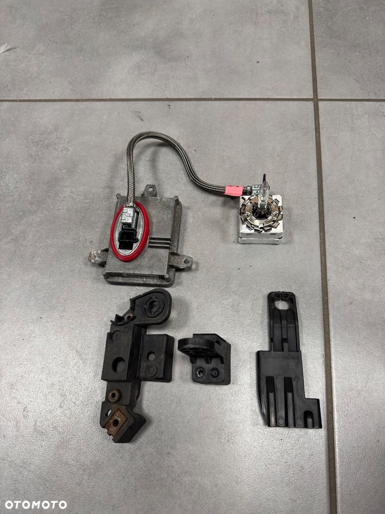 Hyundai IX35 przetwornica xenon - 1