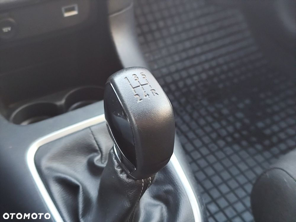 Citroën C3 1.2 PureTech Max - 18