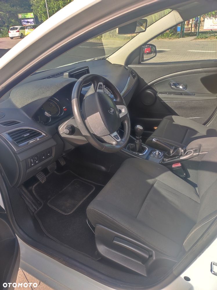 Renault Megane 1.5 dCi Authentique - 4