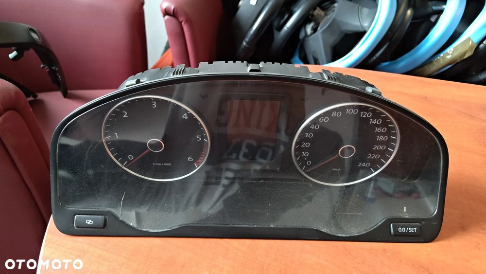 Licznik zegary prędkościomierz VW T5 LIFT 7E0920860A - 1