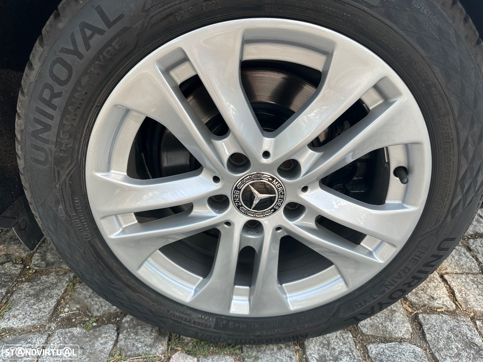 Mercedes-Benz C 220 d Avantgarde - 25