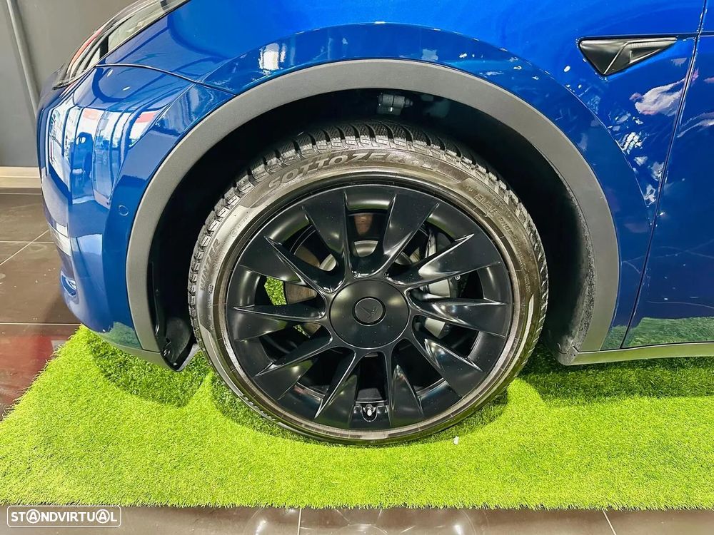 Tesla Model Y Long Range Dual Motor AWD - 20