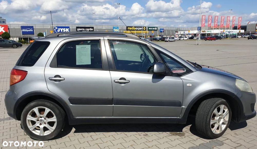Suzuki SX4 - 1