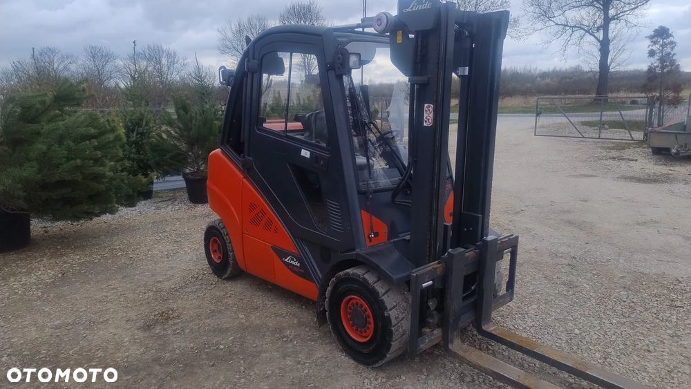 Linde H35T-02 seria 393 - 1
