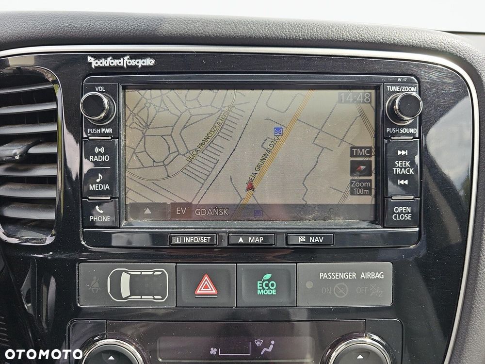 Mitsubishi Outlander - 27
