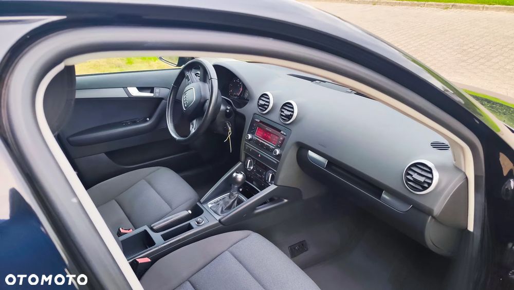 Audi A3 Sportback 1.6 TDI (clean diesel) S tronic Attraction - 20