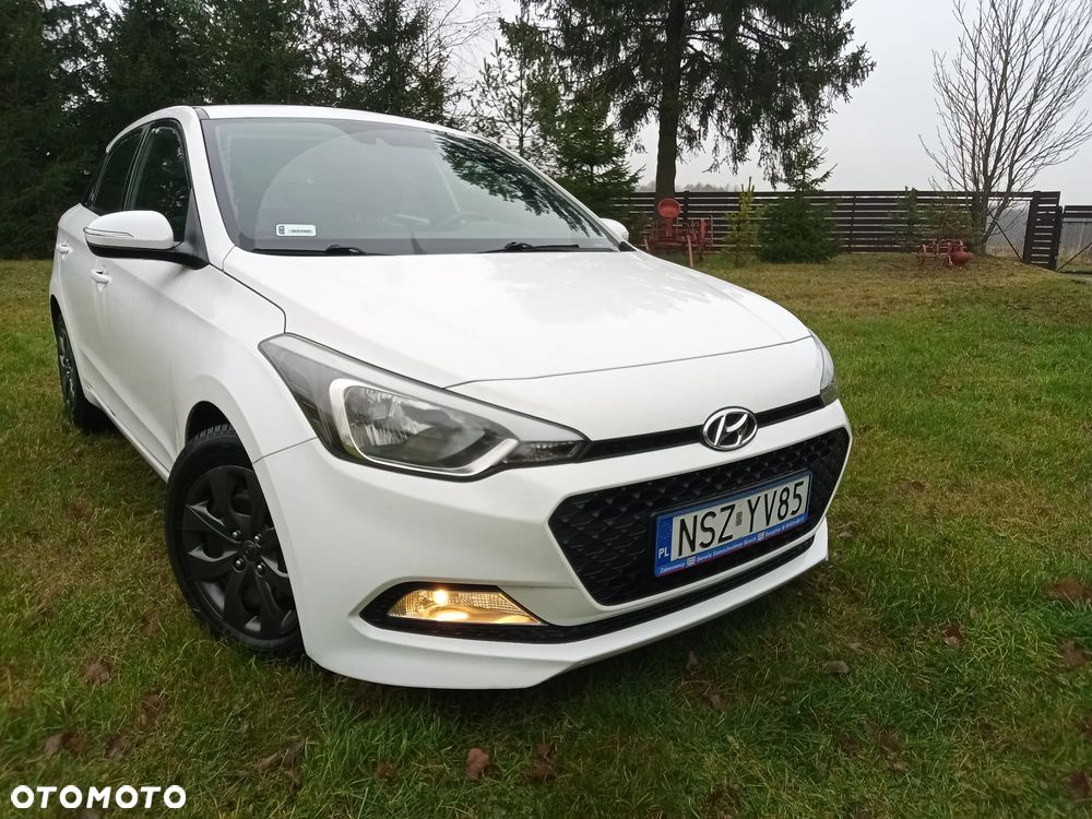 Hyundai i20 1.4 Automatik Style - 2