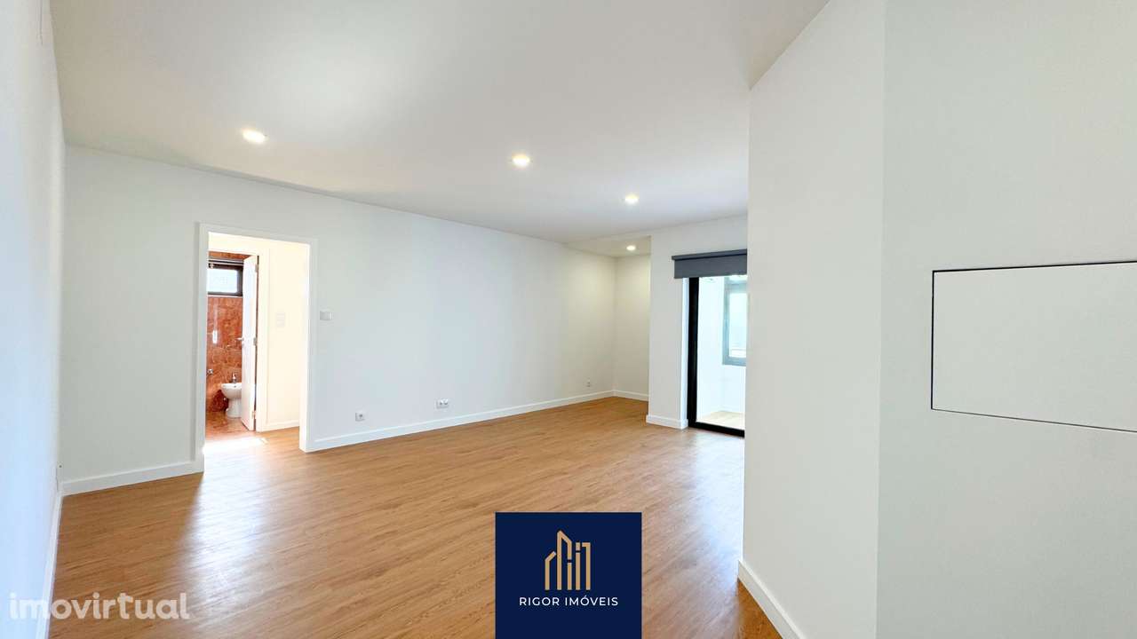 Apartamento T1 | Renovado | Vista-Mar | Póvoa de Varzim - Zona Balnear - Grande imagem: 2/24