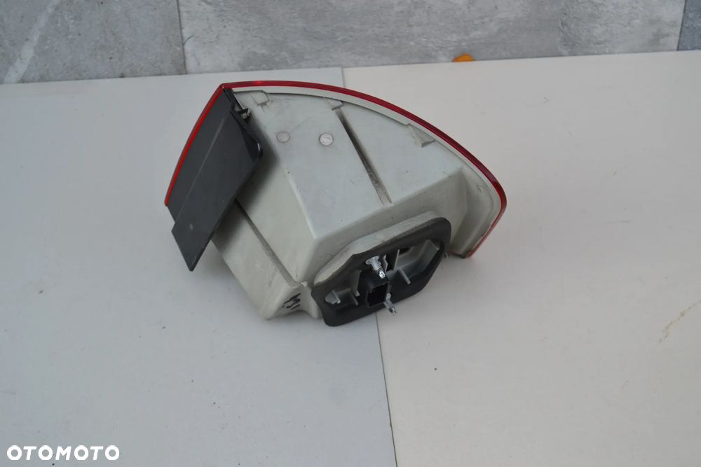 VW JETTA V LAMPA LED TYŁ TYLNA LEWA W BŁOTNIK ORYGINAŁ EUROPA 1K5945095G - 3