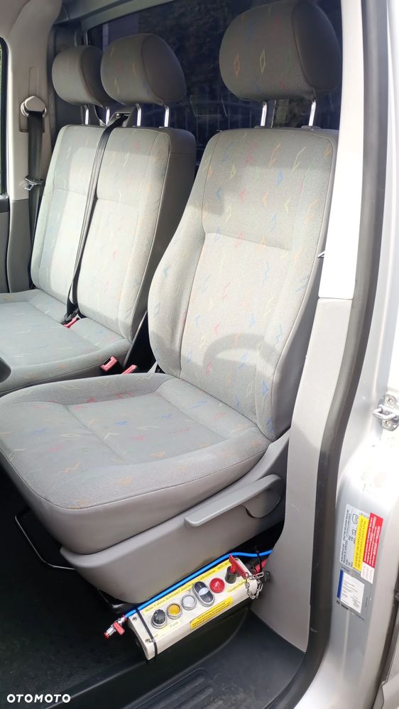 Volkswagen Transporter T5 - 12