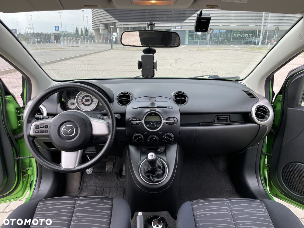 Mazda 2 1.3 Impuls - 12