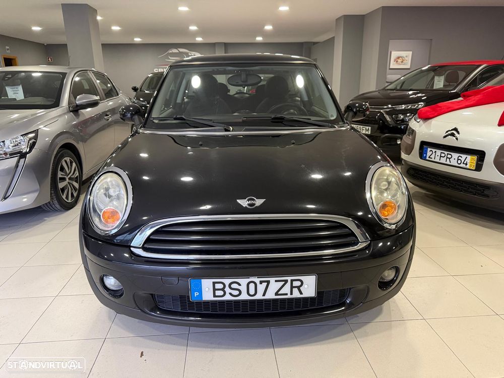 MINI 3 Portas One - 8